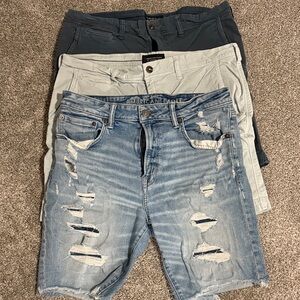 American Eagle Outfitters Men's Ripped Blue Jean and Flat Front Shorts Bundle